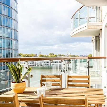 Riverside Balcony Apartments, 10 Minutes From Oxford Circus
